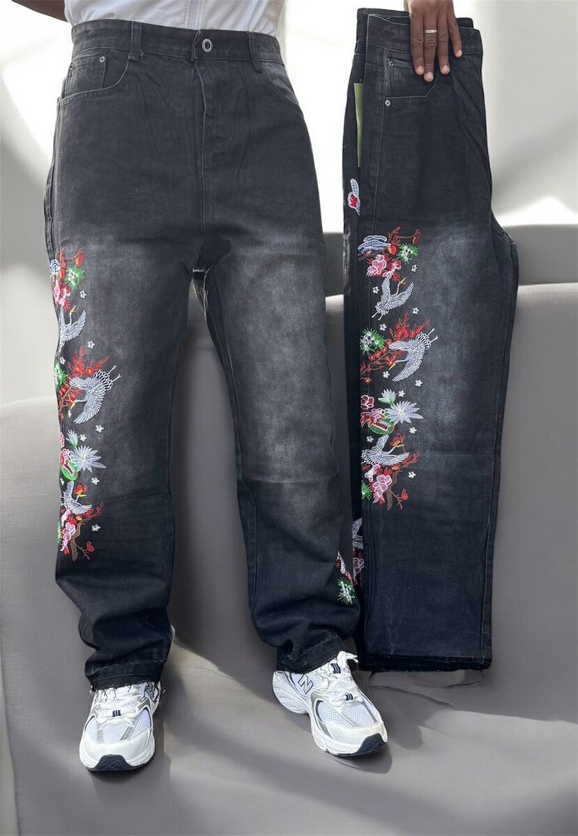 Jean brodé floral unique