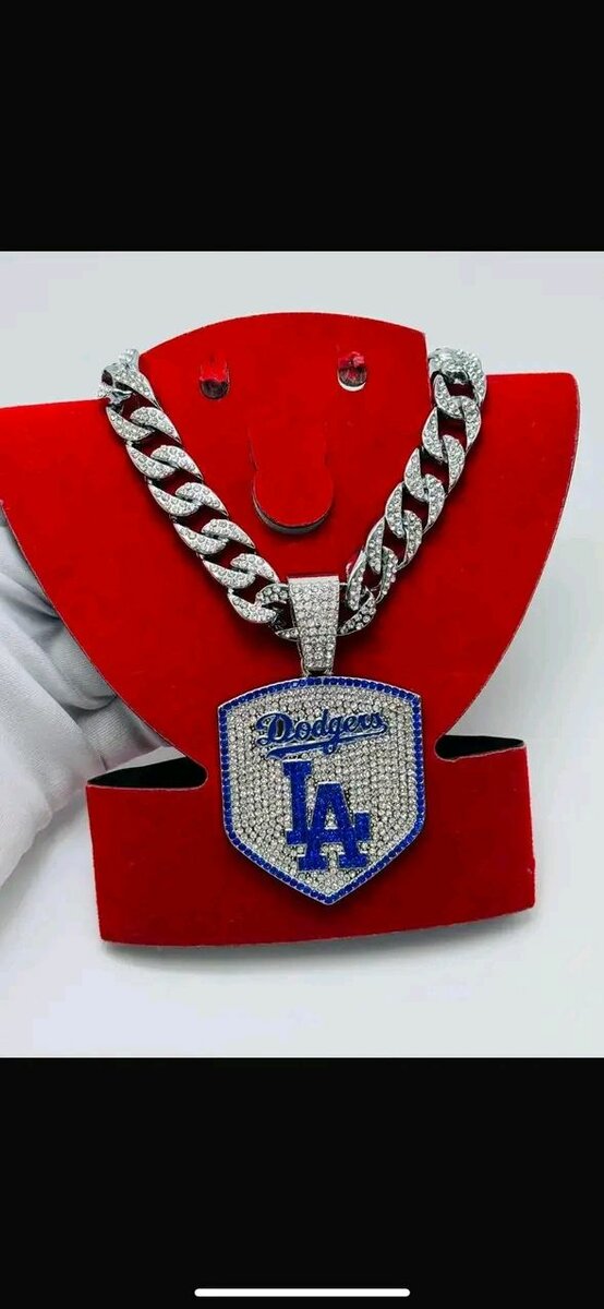 Collier pendentif luxe personnalisé