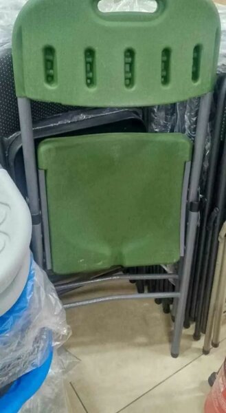 Chaise pliante robuste