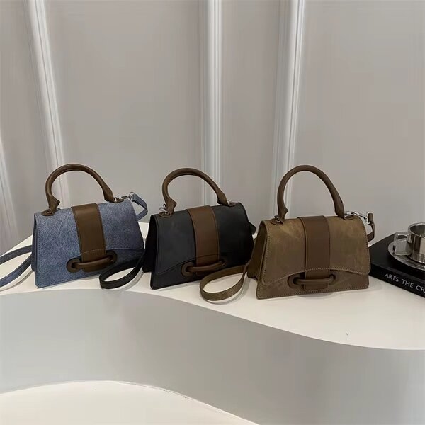 Stylish Leather Handbag