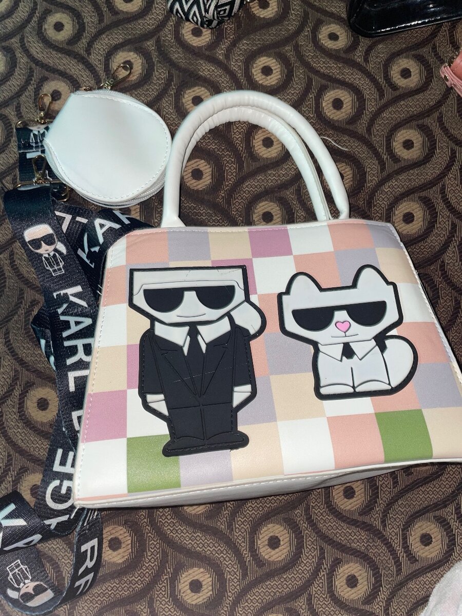 Sac à main graphique chic