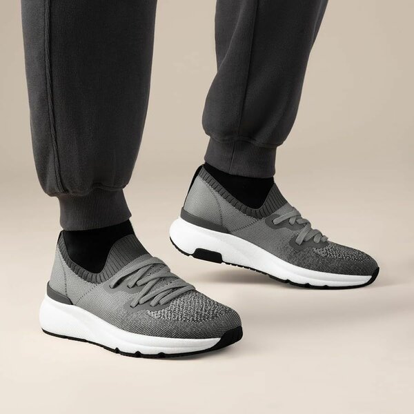 Baskets légères gris homme