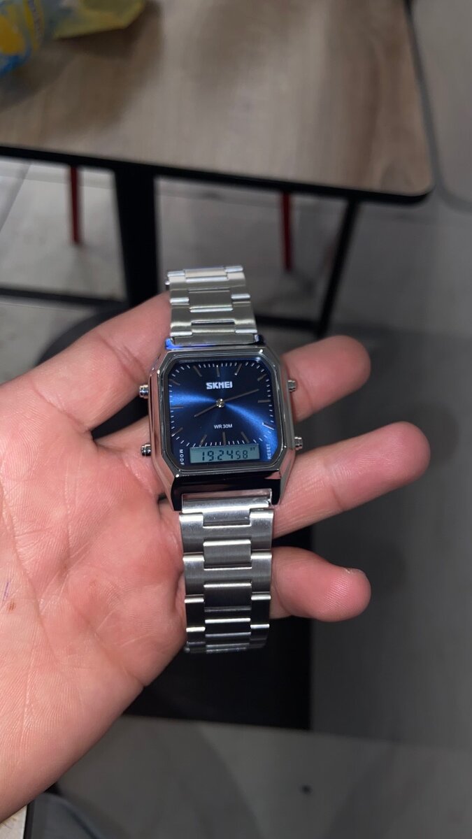 SKMEI сааты - стилди баалагандар учун идеалдуу тандоо.