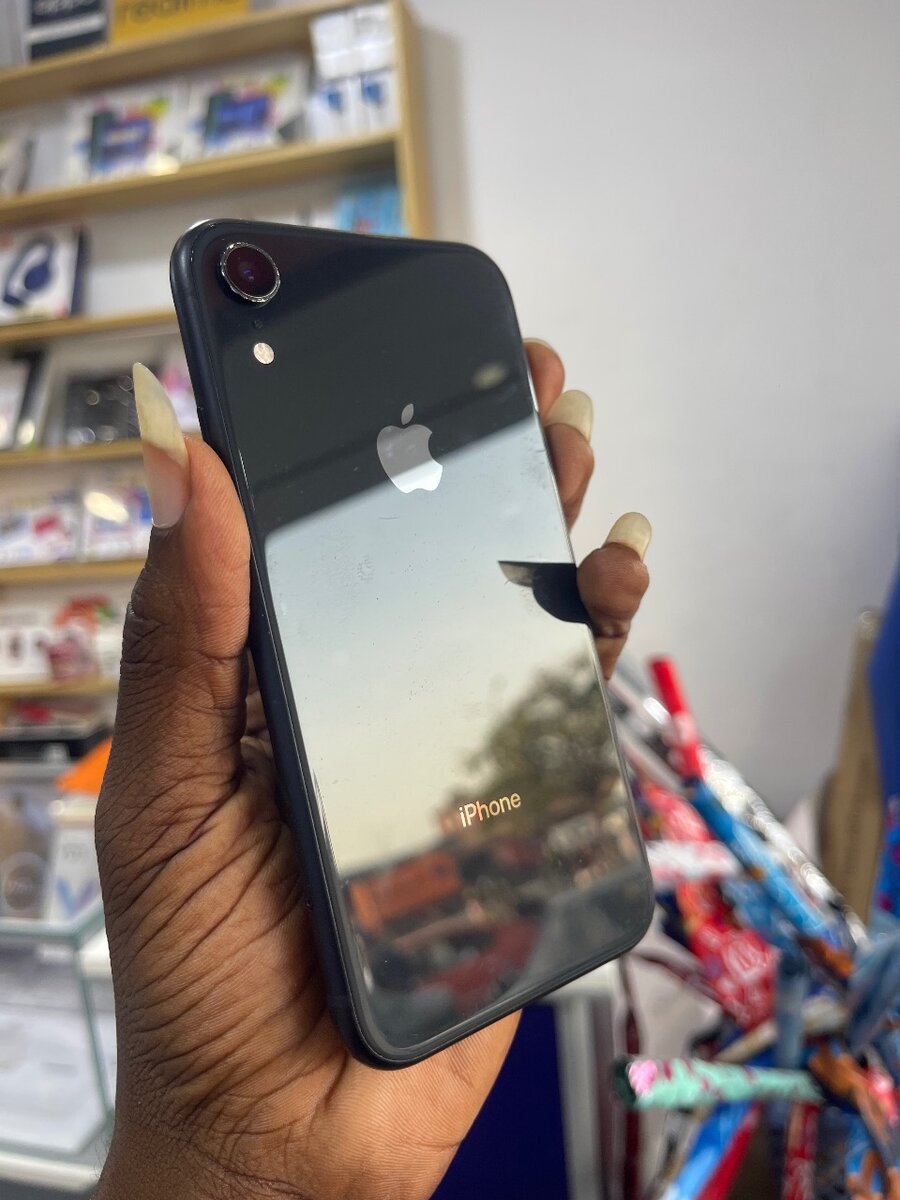 iPhone XR