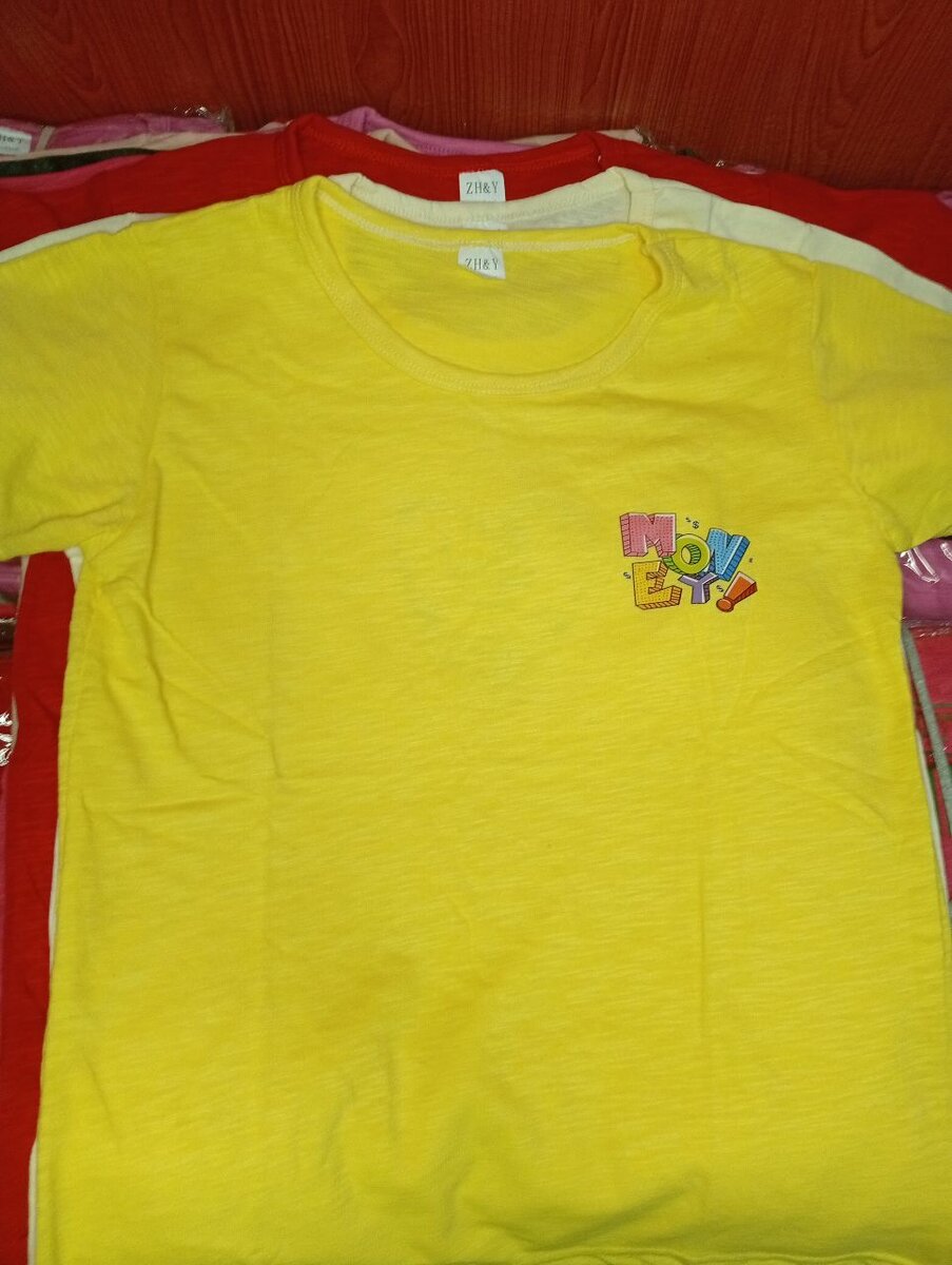 T-shirts colorés en coton