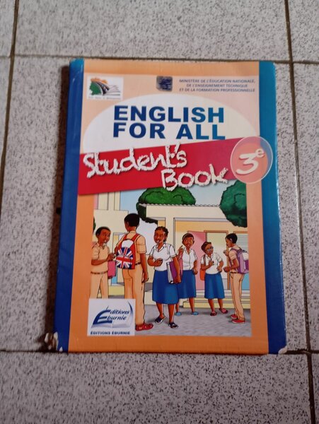 Livres scolaires 3ème Mathématiques et Anglais