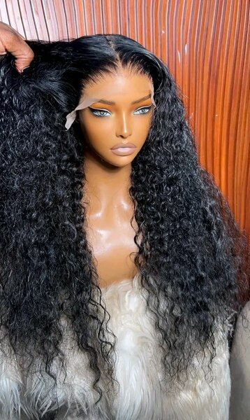 Perruque Bouclée Naturelle