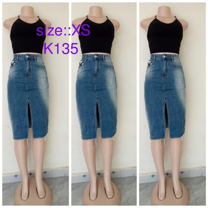 Denim skirt size XS