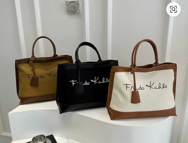 Sac à main en toile élégante