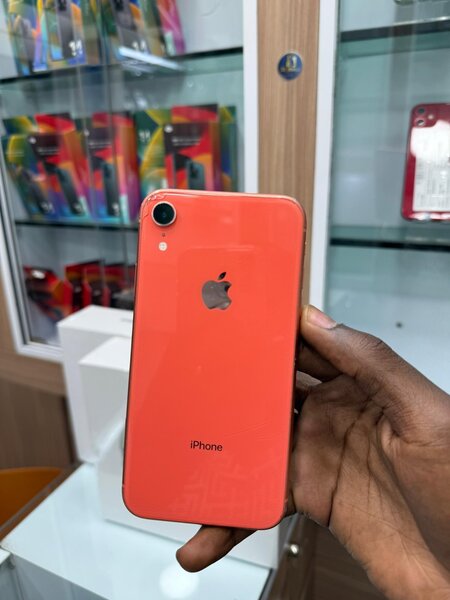iPhone XR Coral - 64gb