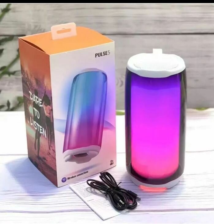 Plus5 Radio and Bluetooth Speaker