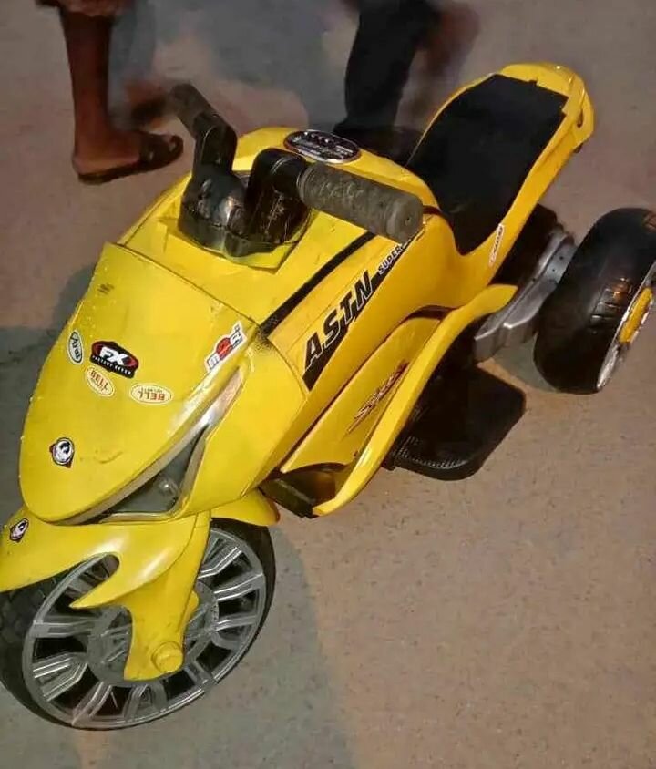 Tricycle électrique enfant ASTANA jaune
