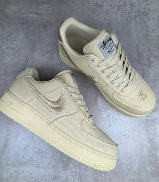 Шикарные кроссовки