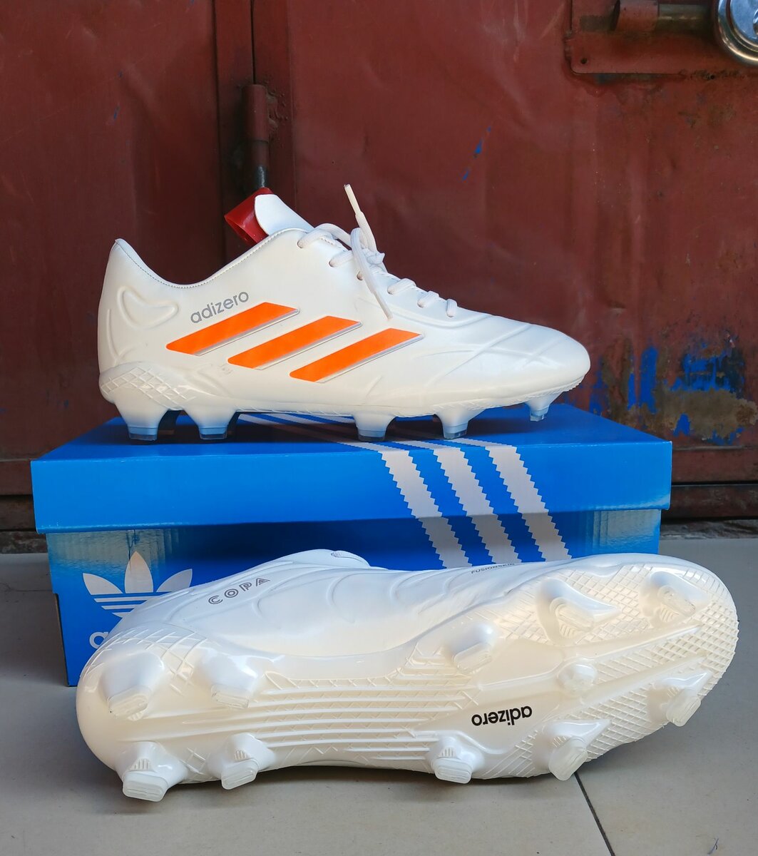 Soccer boots