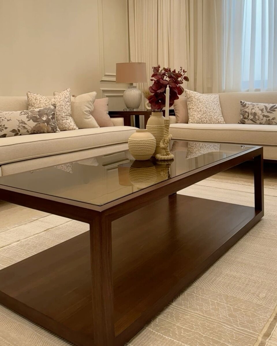 Table basse en verre fumé