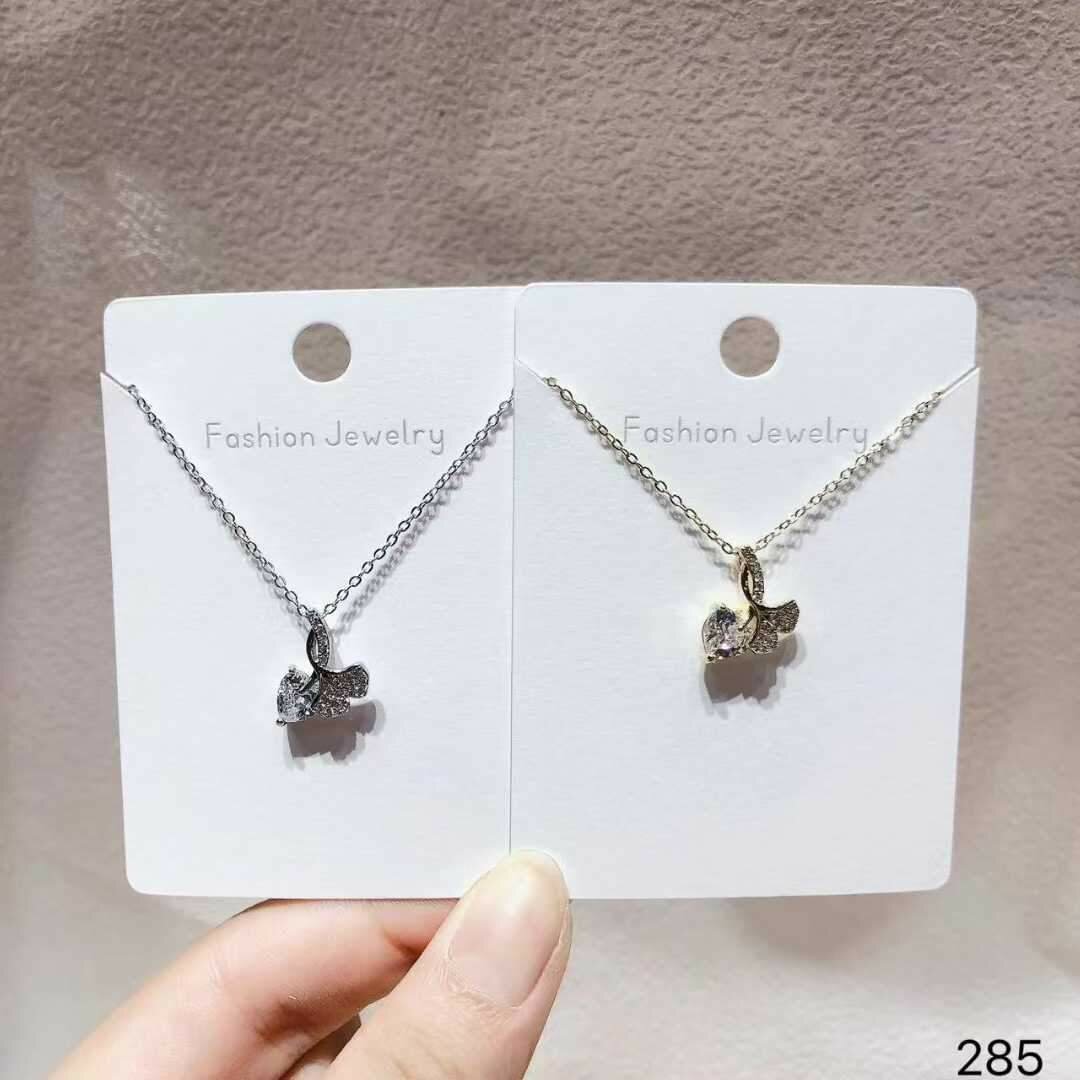 Elegant Pendant Necklaces