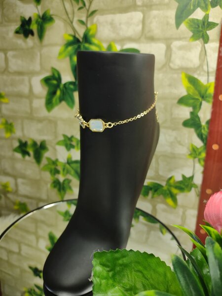 Bracelet cheville doré élégant