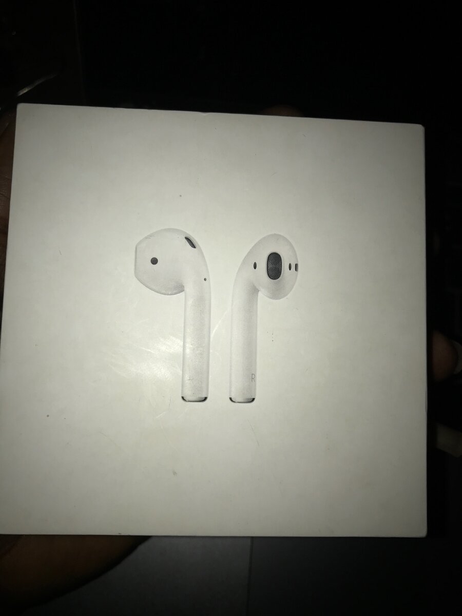 Apple AirPods 2