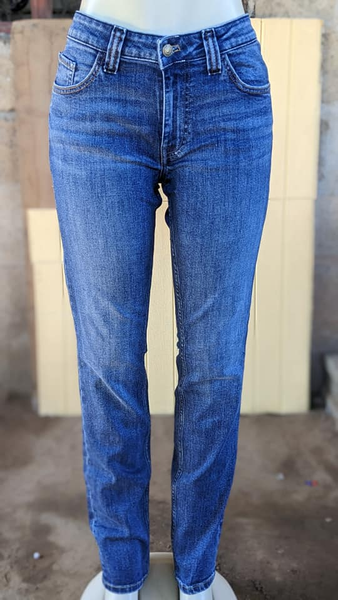 Ladies jeans 