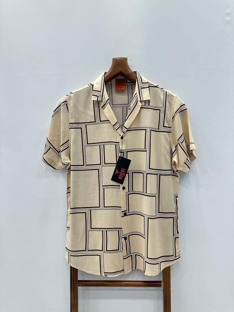 Chemises colorées en coton