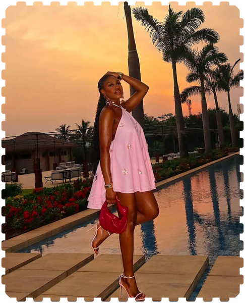 Robe d'été rose élégante