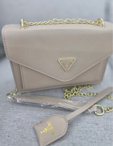 Sac bandoulière Guess chic