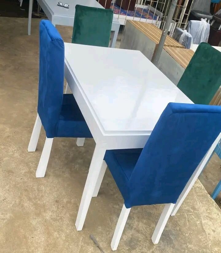 Table a manger 4 chaise