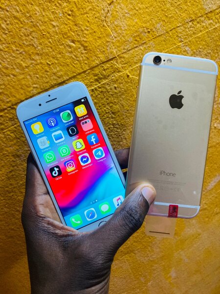 iPhone 6 coli 10/10