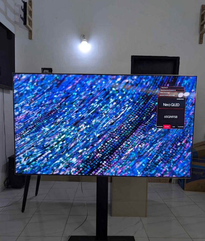 Téléviseur Neo QLED 65 pouces
