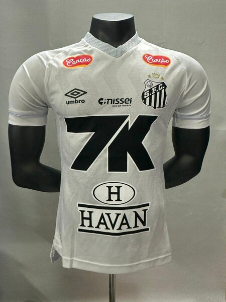 Maillots de football authentiques