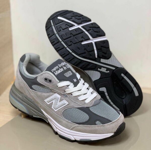 New balance 993