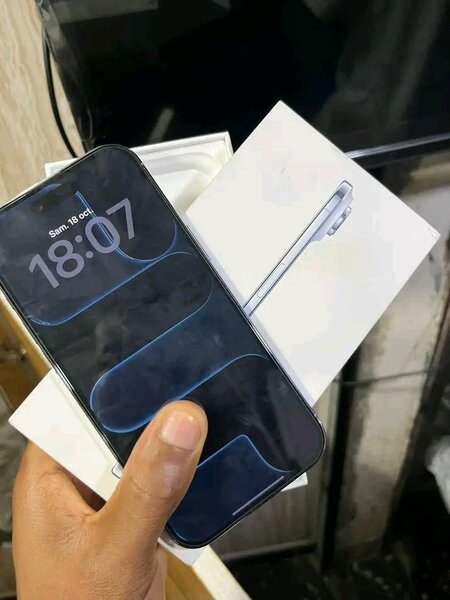 iPhone blanc dernier modèle