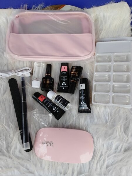 Kit manucure complet UV LED