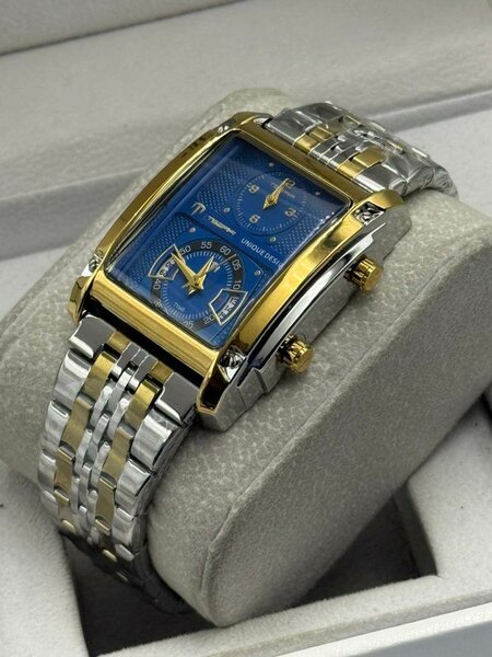 Montre Carrée Bicolore Élégante