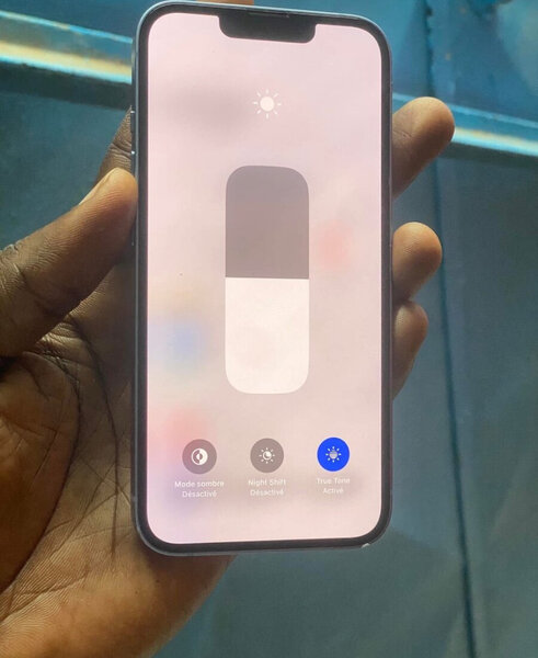 iPhone 13 simple