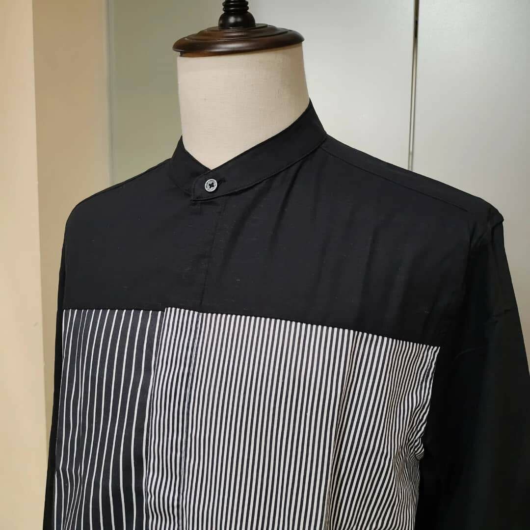 Chemise noire rayée en lin