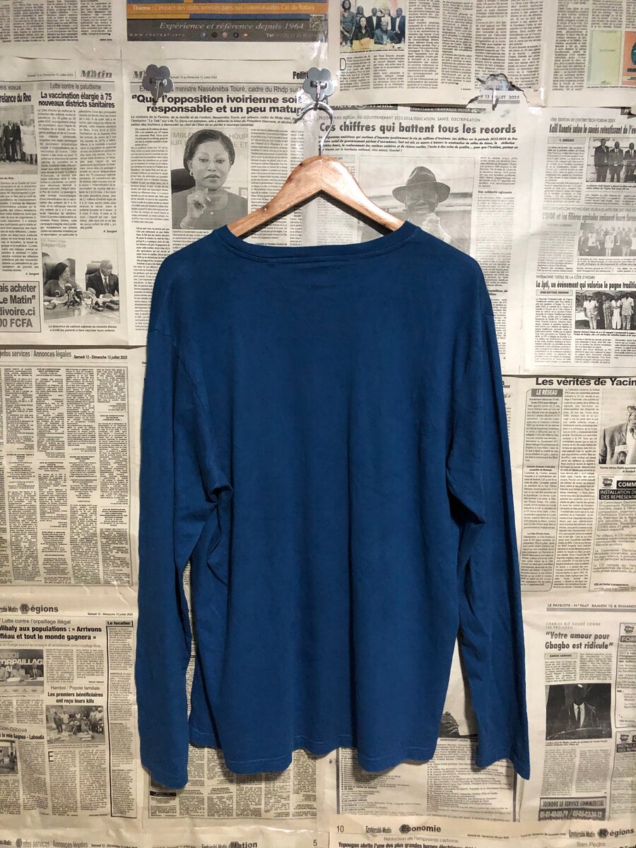 T-shirt bleu manches longues