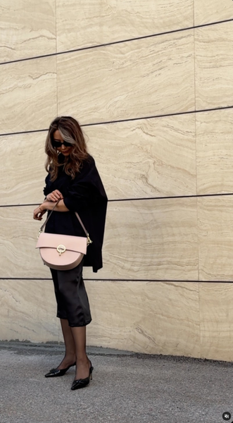  сумка-седло из натуральной, зернистой кожи