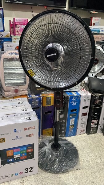 Sun heater standing and moving left right