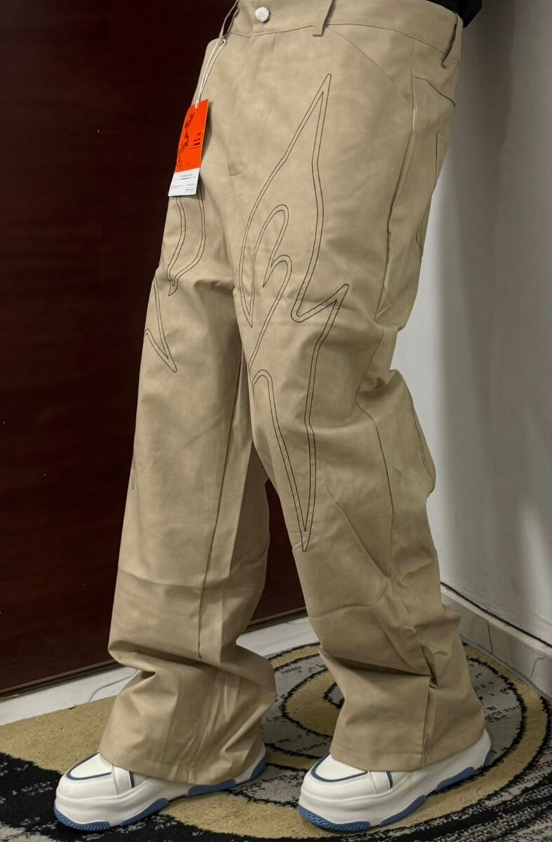 Pantalon ample brodé homme