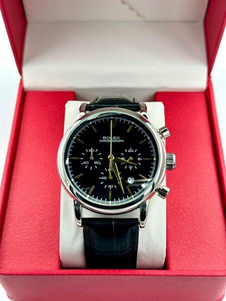 Montre chronographe élégante