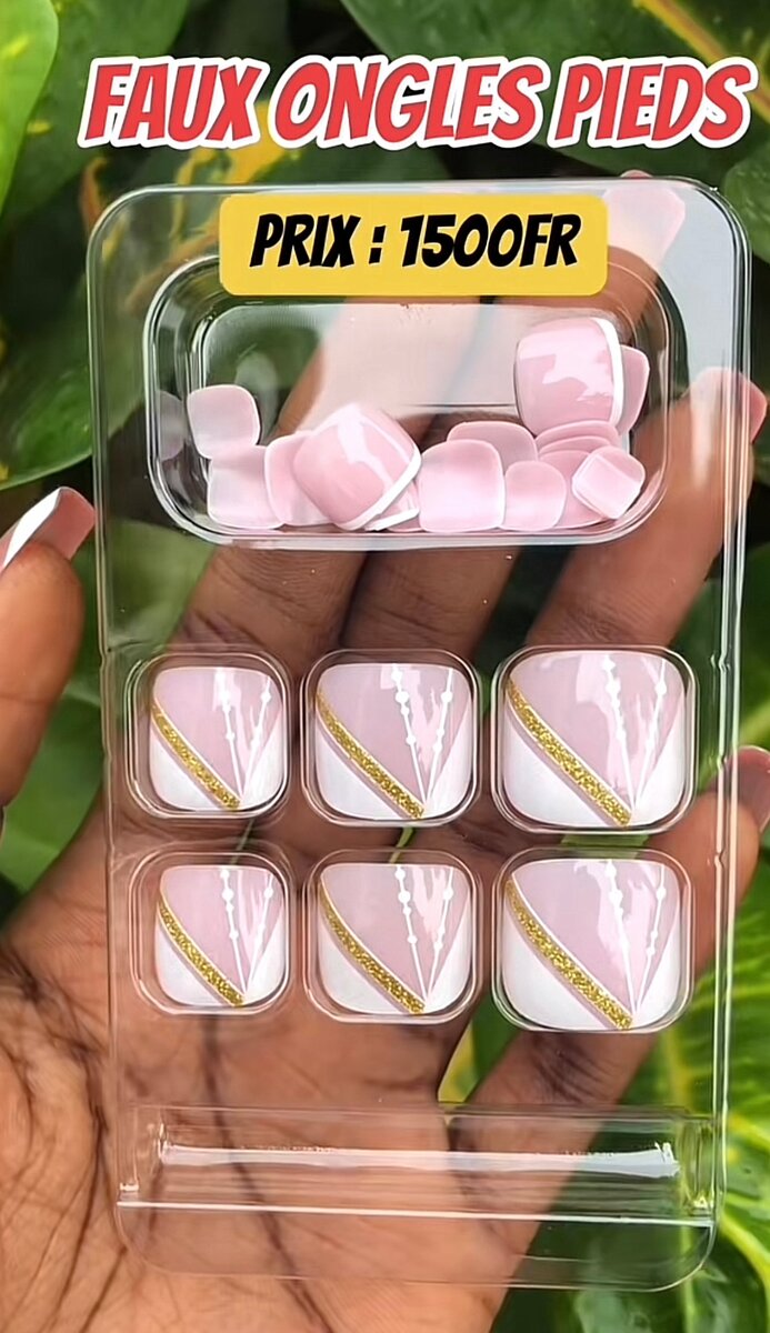 Faux ongles pieds élégants