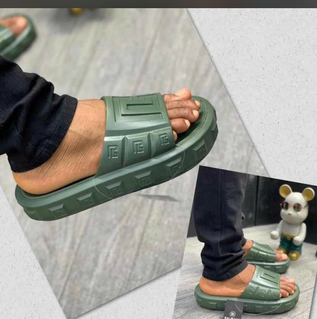 Claquettes de Luxe Confortables