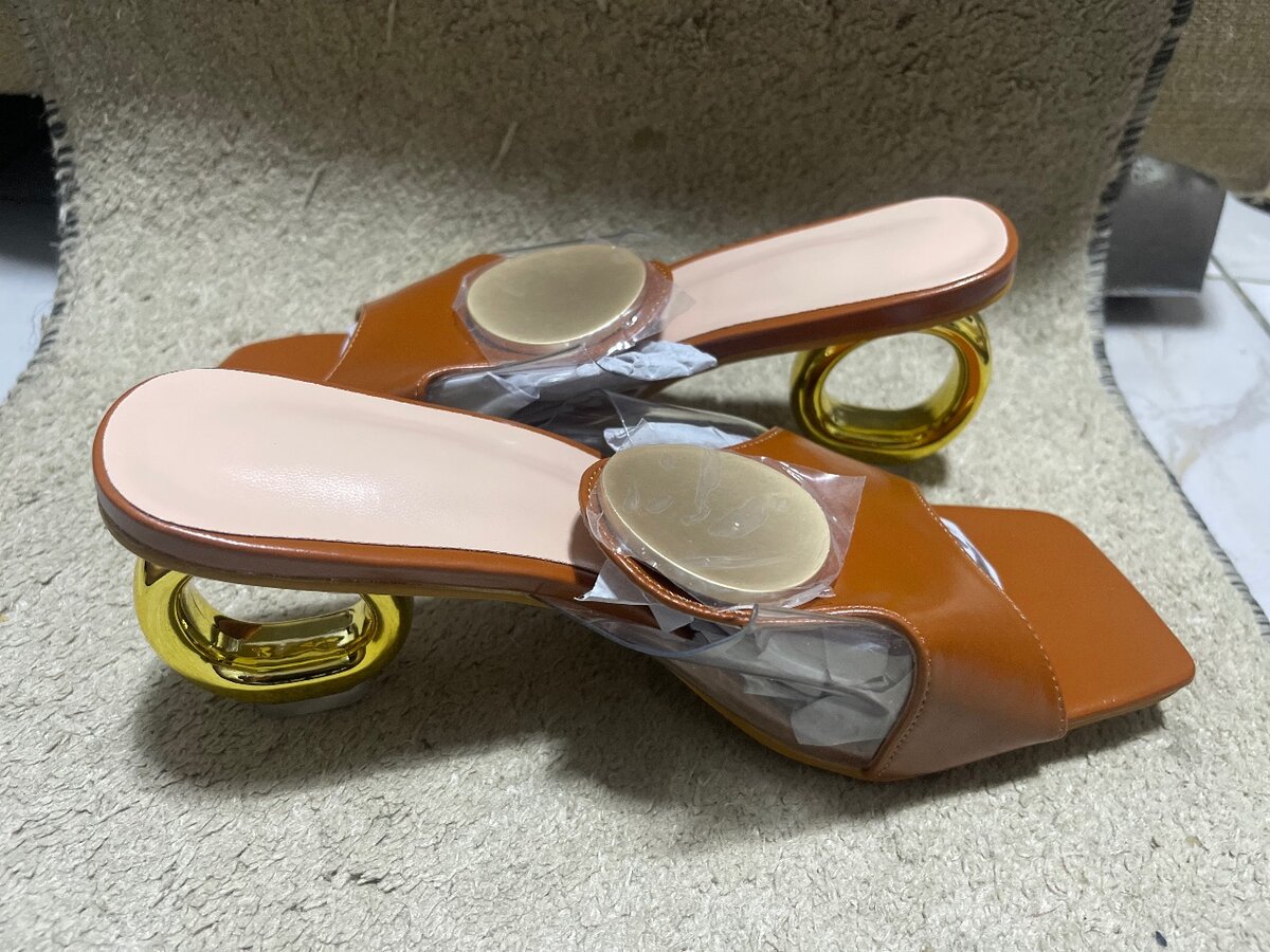 Mules talons géométriques