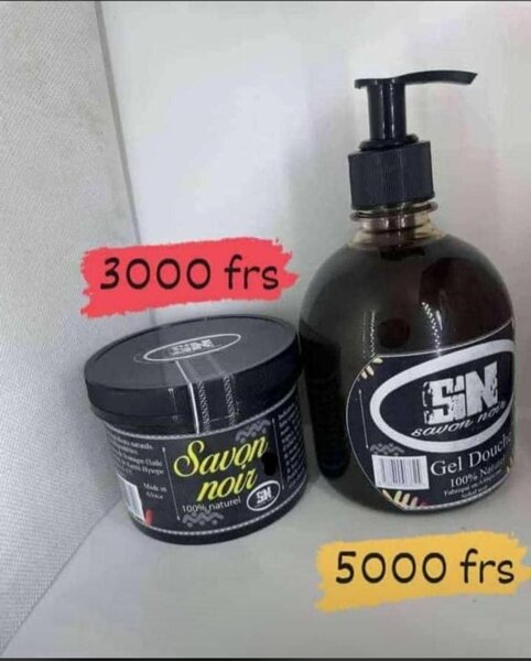 SAVON NOIR DE ROYAL CONSMETIQUE