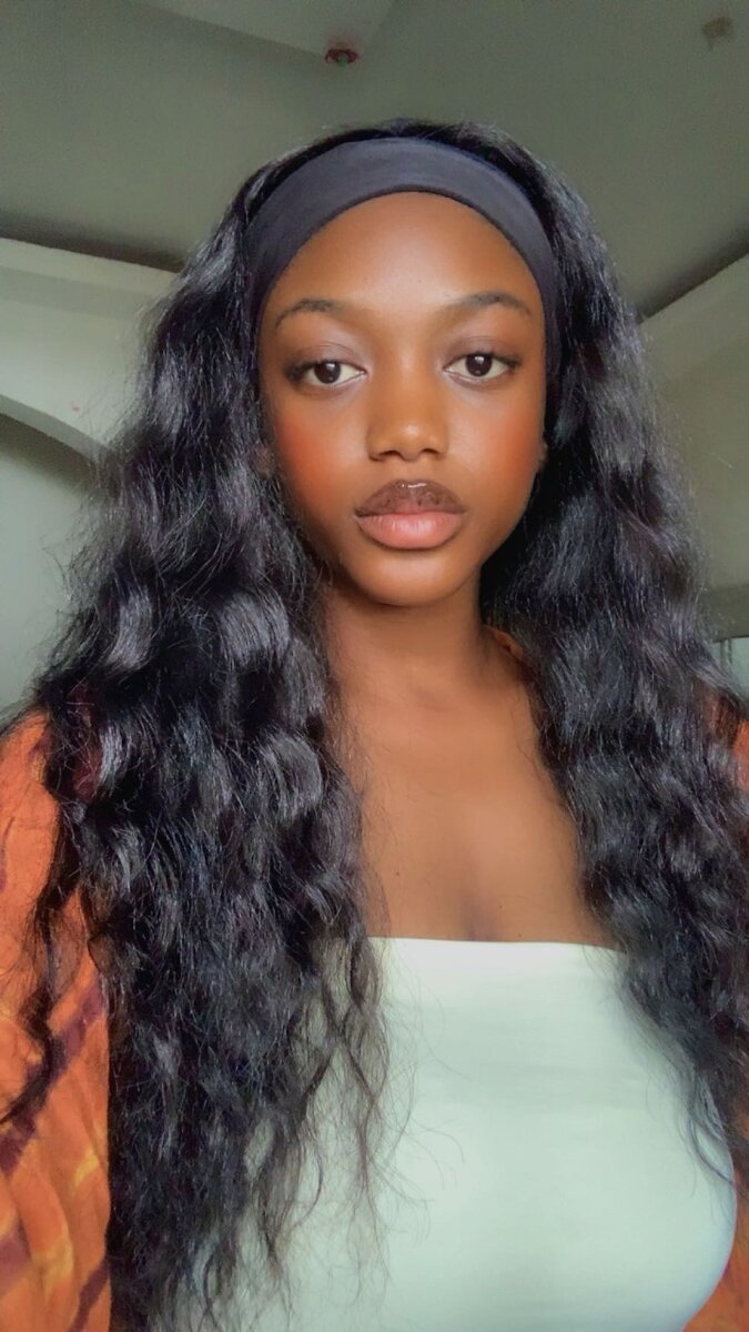 Perruque naturelle ondulée