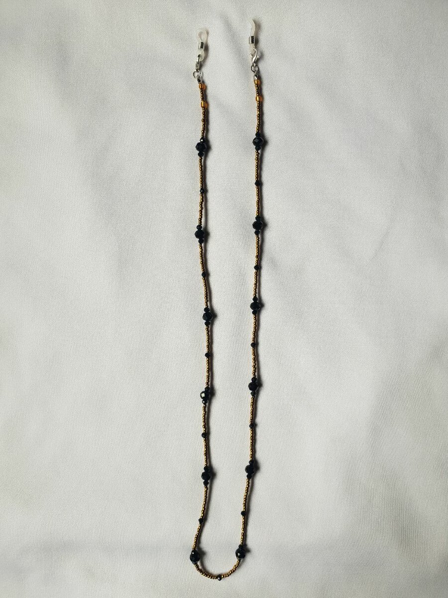 Beaded glasses chains