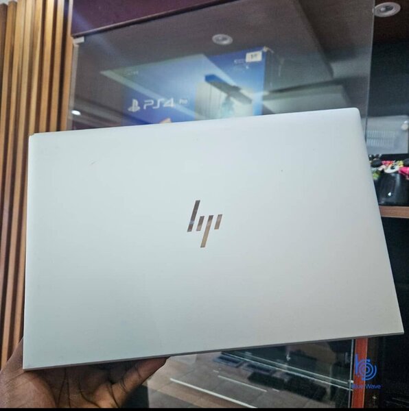 HP ELITEBOOK 840 G8