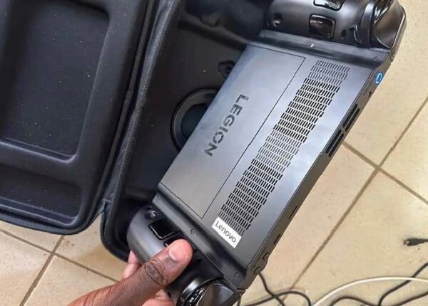 Console portable Lenovo Legion