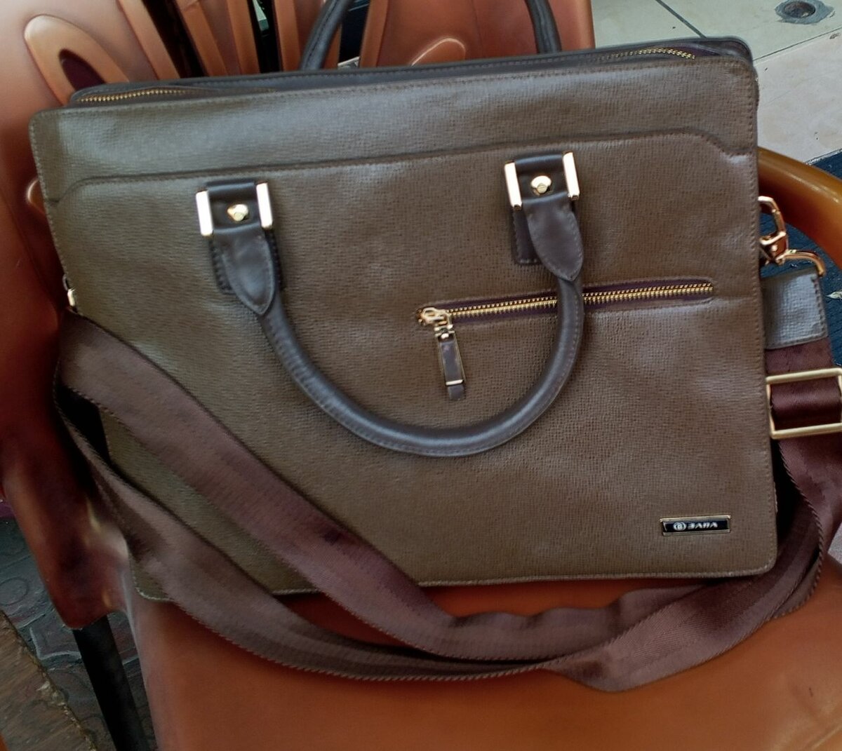 Sacoche en cuir élégante